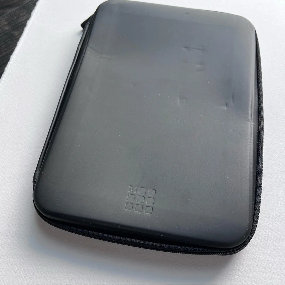 Moleskine Black Tablet Cover with Zip Closure // VINTAGE